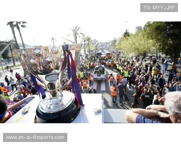 西甲联赛冠军奖杯图片:西甲联赛冠军奖杯的样式与历史